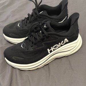 HOKA